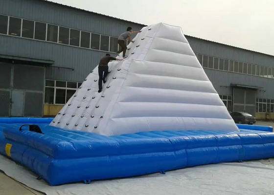 Kommerzieller aufblasbarer Kletterwand, Explosions-Klettern-Wand-Plato PVC-Plane